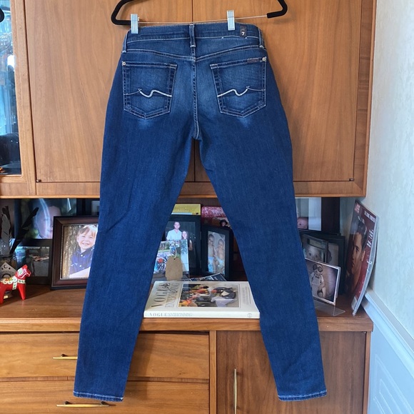 7 FOR ALL MANKIND Gwenevere Jeans - Picture 4 of 6